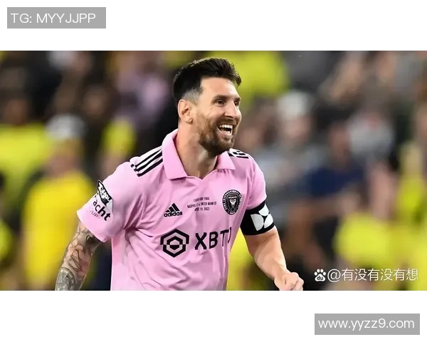 2001年世界足坛巨星风云录聚焦当年最耀眼的足球英雄